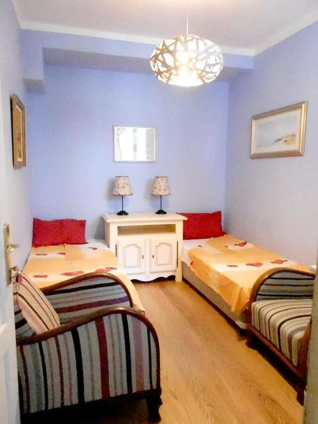 Дома для отпуска House with 8 bedrooms in Sofia, with wonderful city view, furnished garden and WiFi - 6 km from the slopes София-16