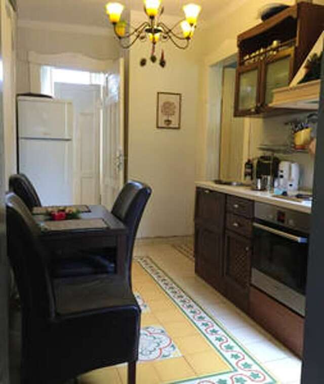 Дома для отпуска House with 8 bedrooms in Sofia, with wonderful city view, furnished garden and WiFi - 6 km from the slopes София-19