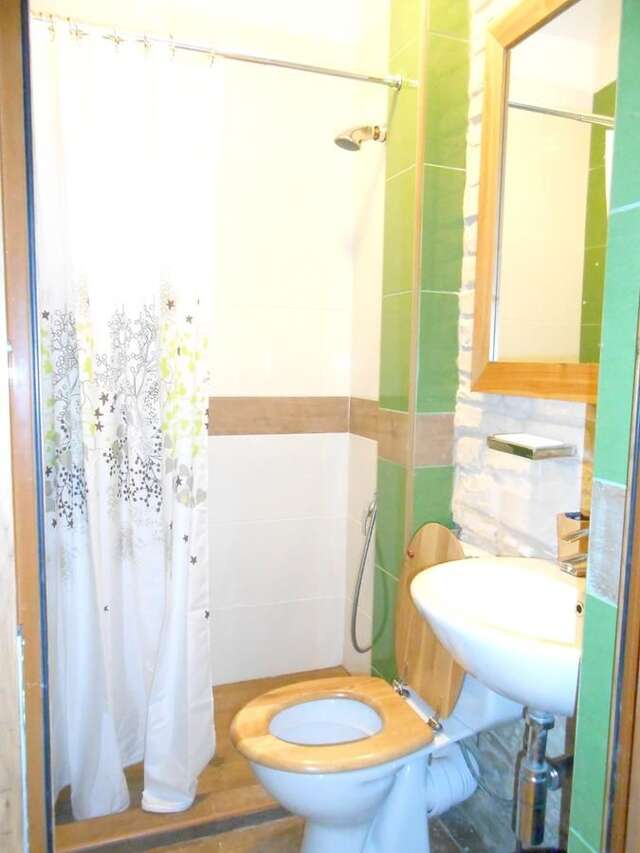 Дома для отпуска House with 8 bedrooms in Sofia, with wonderful city view, furnished garden and WiFi - 6 km from the slopes София-11